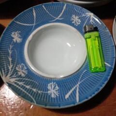 古タオルとの交換も可能　陶器の灰皿の画像
