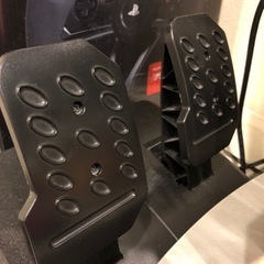 HORI製ハンドルコントローラーの画像
