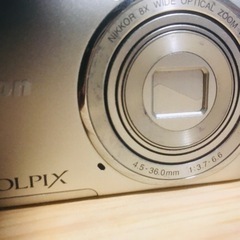 コンパクトデジタルカメラ Nikon COOLPIX Style COOLPIX S3600 CRYST…の画像