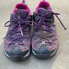 コロンビア　トレッキングシューズ　25cm
