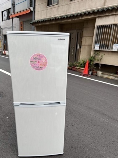 ?冷蔵庫143L?大阪市内配達設置無料??保証有り