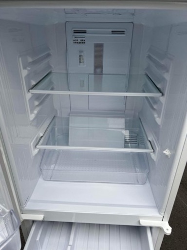 ?冷蔵庫シャープ137L?大阪市内配達設置無料??保証有り