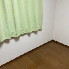 カーテン　エメラルドグリーンの画像