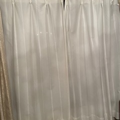 レースカーテン　白