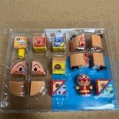 BANDAI アンパンマン 磁石でパチッと! ひらめきキューブ ...