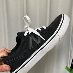 ニューバランス スニーカー 24.0 ブラックの画像