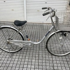 【26インチ自転車】変速なし　大きめカゴ　パンクしにくいタイヤ使...