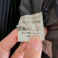 メンズスーツの画像