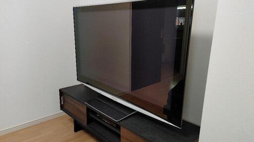 テレビ　50インチプラズマとテレビ台
