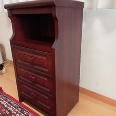 アンティーク調電話台の画像