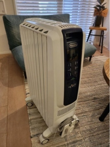 デロンギ (DeLonghi) ドラゴンデジタルスマート オイルヒーター X字型フィン7枚 3~8畳用 QSD0712-MB