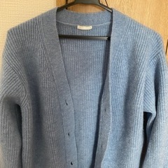 カーディガン　gu used服　ジーユーの画像