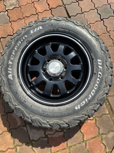 ハイエース　ホイール