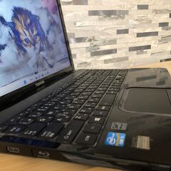 ☆値下げ中！彡A美品・高性能お買い得・新品SSD240GB・i5第三・Webｶﾒﾗ・WIN11・Win10選択可・東芝・ﾌﾟﾚｼｬｽﾌﾞﾗｯｸ/Office2021付/15.6ｲﾝﾁ/メモリ8GB/無線/DVD・CD再生ソフト付　No.2302012の画像