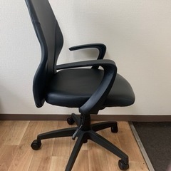 オフィスチェアの画像