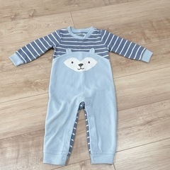 パジャマ　ロンパース　18m