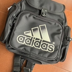 アディダス　リュック