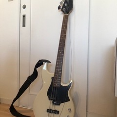 YAMAHA ベース
