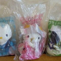 ハローキティ＆スヌーピーぬいぐるみ３点セット