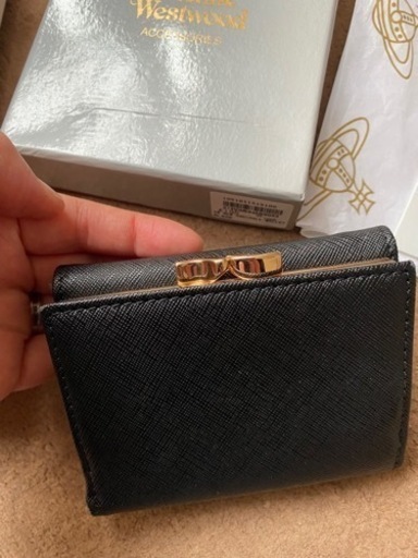 ヴィヴィアン財布