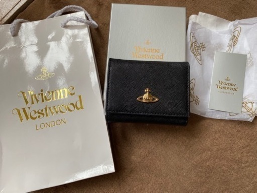 ヴィヴィアン財布