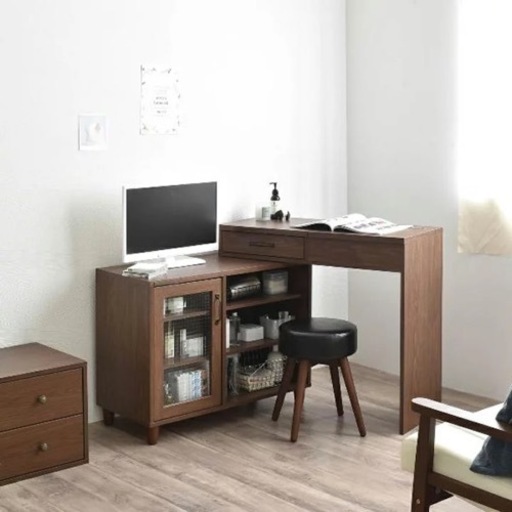 新品・未使用　伸縮性ドレッサー17000円　18.19日のお引き取りでしたら、ご自宅までお持ちします。