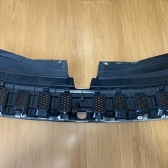 デリカD5 純正グリルの画像