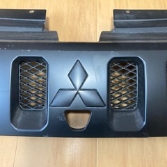 デリカD5 純正グリルの画像