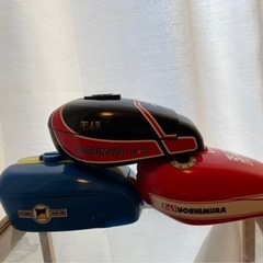 バイクタンクの入れ物の画像