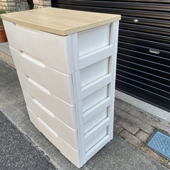 差し上げます　木目調天板 プラ製ワードロープキャビネット　5段の画像