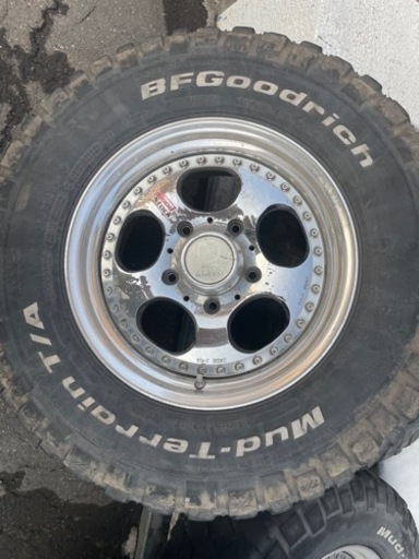 ホイールタイヤ