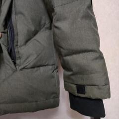 ボリュームアウター カーキ XLの画像