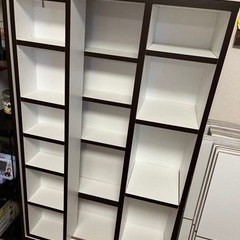 【取引決定しました】本棚 飾り棚 収納棚 チェスト シェルフ