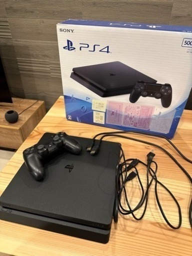 PS4 500GB ジェットブラック（コントローラー、各種ケーブル類付き）