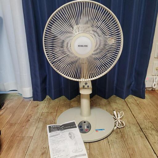 扇風機　　リモコン、取説付き　　引き取り可能な方