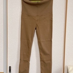 UNIQLOマタニティパンツ　ブラウン