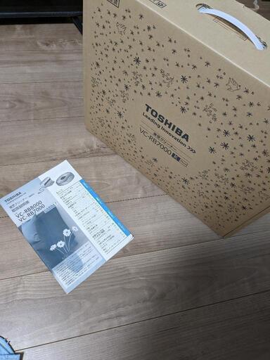 ロボット掃除機　TOSHIBA