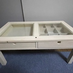 【お譲りします】ガラステーブル　の画像