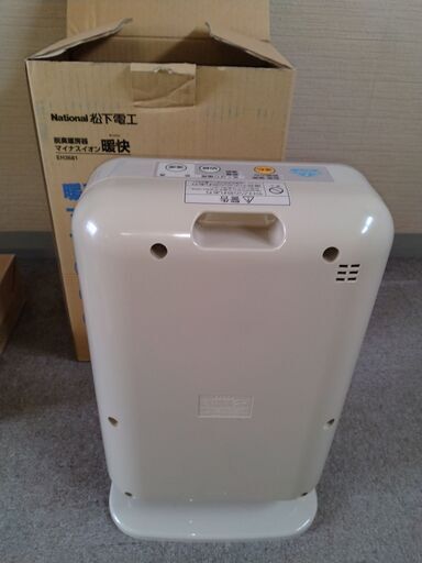脱臭暖房器 マイナスイオン 暖快 （あったかい） EH3681