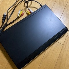 【土日受け取り希望】TOSHIBA DVDプレーヤー