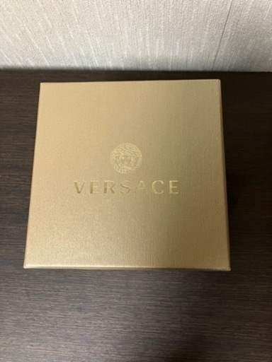ヴェルサーチ　メンズ腕時計
