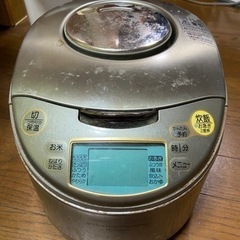 炊飯器です。