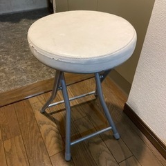 折り畳みイス
