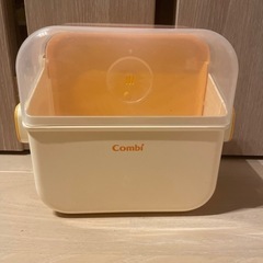 combi 哺乳瓶消毒