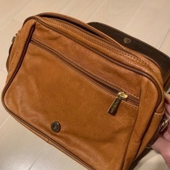 【新品未使用】ヴァレンティノ　ショルダーバッグの画像