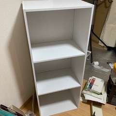 カラーボックス　縦にA4入ります