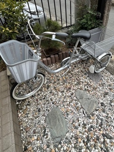 ブリジストン　大人用三輪車