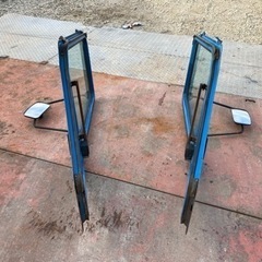 トラクターフォード用ドア