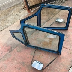 トラクターフォード用ドアの画像