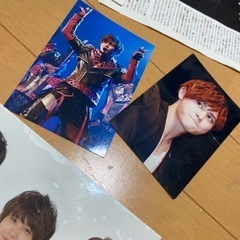 山田涼介グッズ　切り抜き　ポスター　うちわ　カードの画像